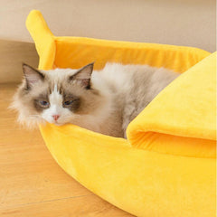 Banana Bliss: The Ultimate Cosy Cat Bed Basket for Purr-fect Comfort.