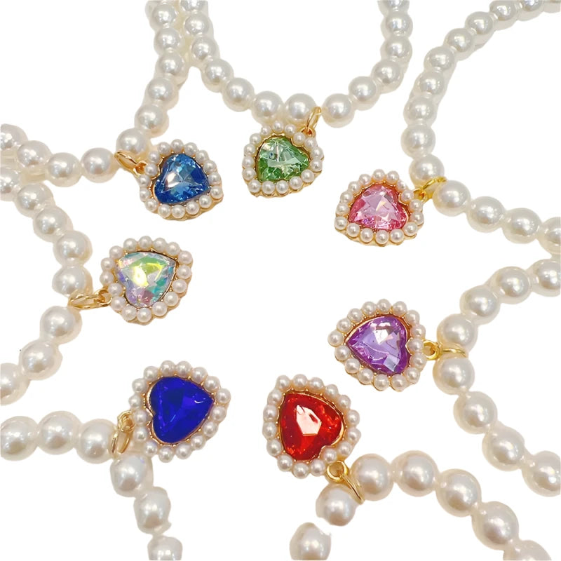 Pearl Rhinestone Collar for Cats and Kittens.